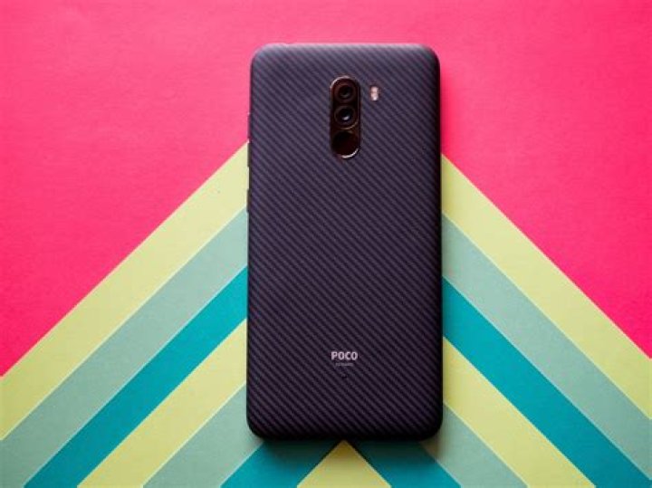 POCO F1 review, 18 months later: Still going strong in 2022