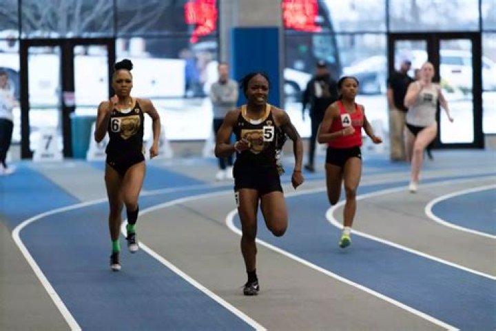 Purdue University - Fort Wayne Women's Track Scholarships Guide