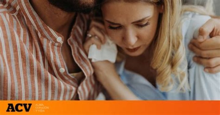 ¿qué hago si mi pareja no quiere conocer ni estar con mis amigos?