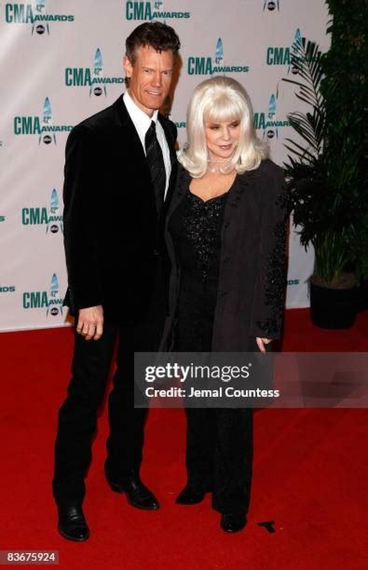 Randy Travis and Elizabeth Hatcher-Travis