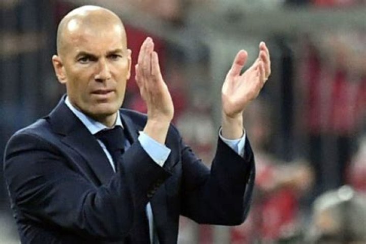 Real Madrid: El Bayern llama a Zinedine Zidane
