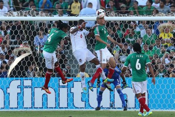 Referee Admits Game-Altering Errors in Mexico vs. Panama 2015 Gold Cup Semifinal | News, Scores, Highlights, Stats, and Rumors