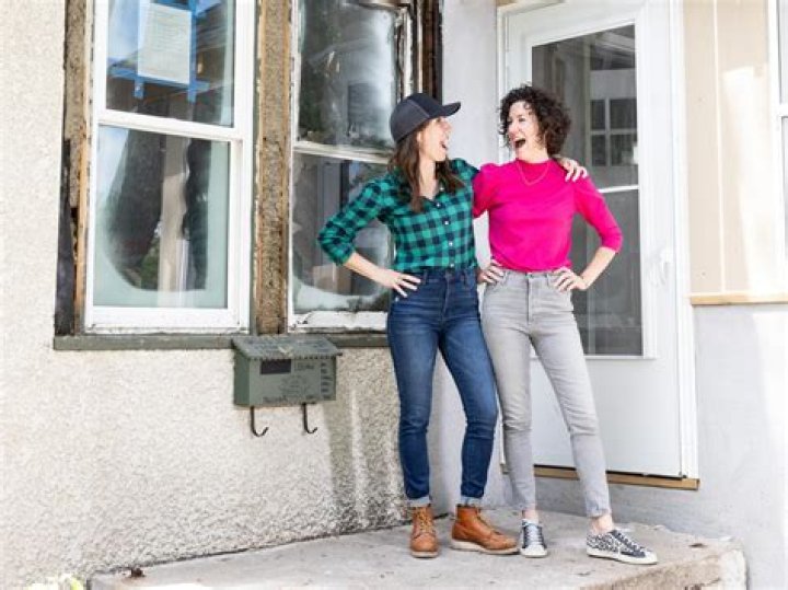 Renovation 911 Sisters Kirsten Meehan and Lindsey Uselding