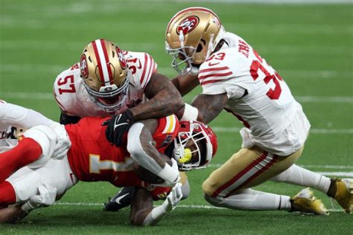 Report: 49ers' Dre Greenlaw Underwent Successful Surgery on Torn Achilles Injury | News, Scores, Highlights, Stats, and Rumors