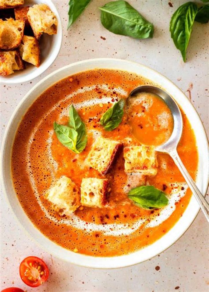 Roasted Cherry Tomato Soup and Bacon Croutons | Rachael Ray | Recipe
