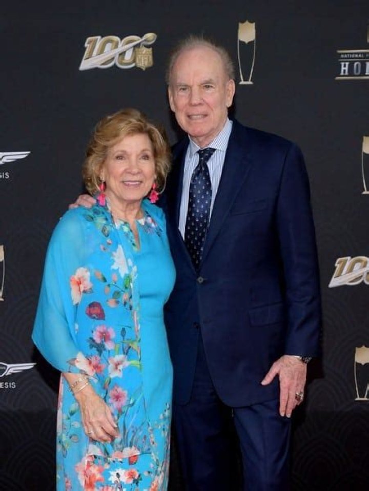 Roger Staubach and Marianne Staubach