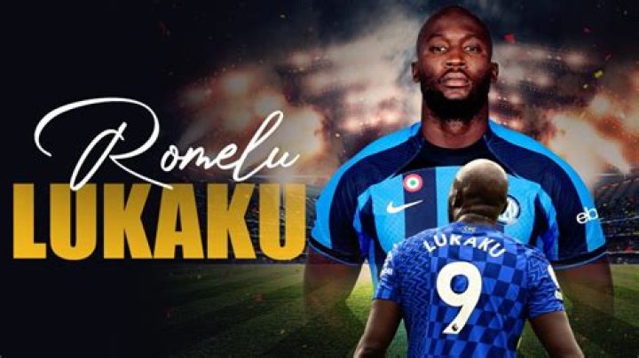 Romelu Lukaku height weight body stats