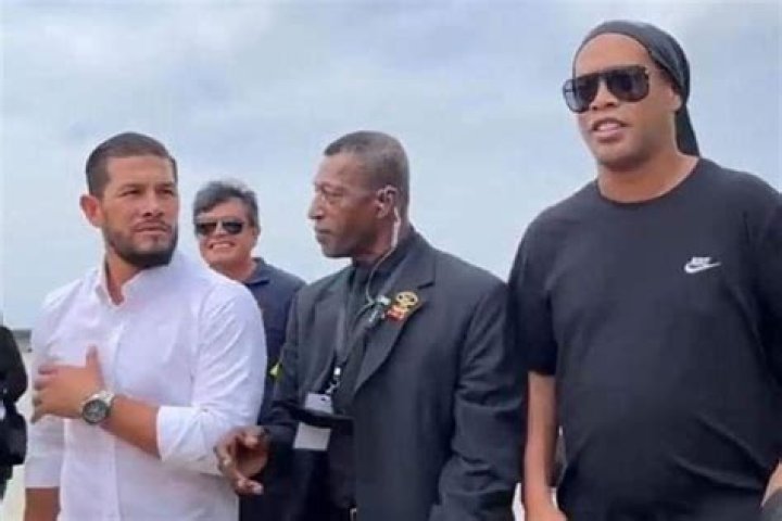 Ronaldinho goes berserk after getting nutmegged twice by TikTok stars