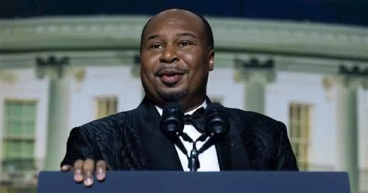 Roy Wood Jr.’s Best Jokes at the 2023 White House Correspondents’ Dinner