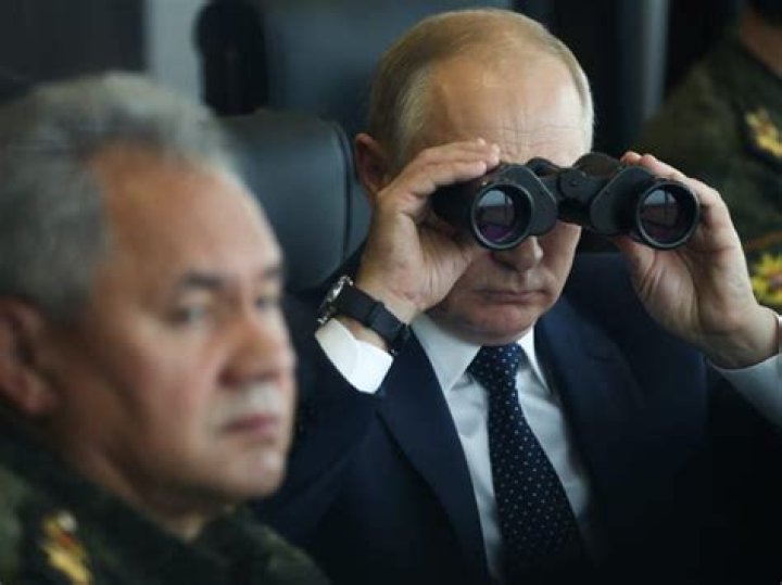 Russia watchers left stunned by developments