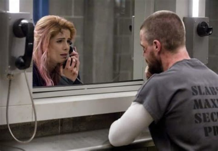 S07.E01: Inmate 4587 - Arrow