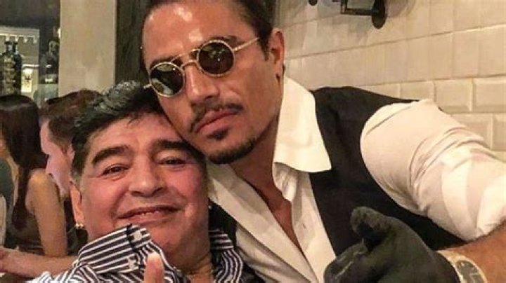 Salt Bae Net Worth, Age, Height, Family, Wiki, Biography, Girlfriend