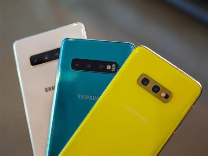 Samsung Galaxy S10 hands-on preview: Triple threat