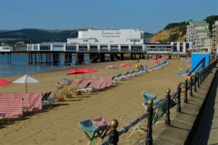 Sandown and Newcastle – Friday December 8