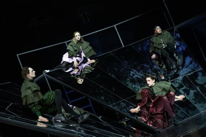 Schauspiel Köln | nachtkritik.de
