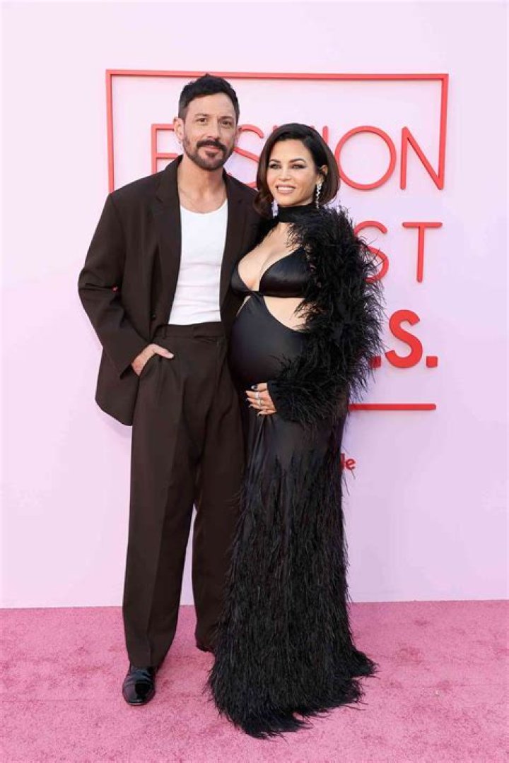 See Jenna Dewan's Cutout Goth-Glam Maternity Gown