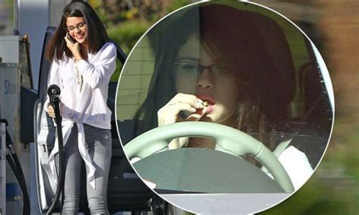 Selena Gomez's Miscarriage: A Journey Through Heartbreak And Healing