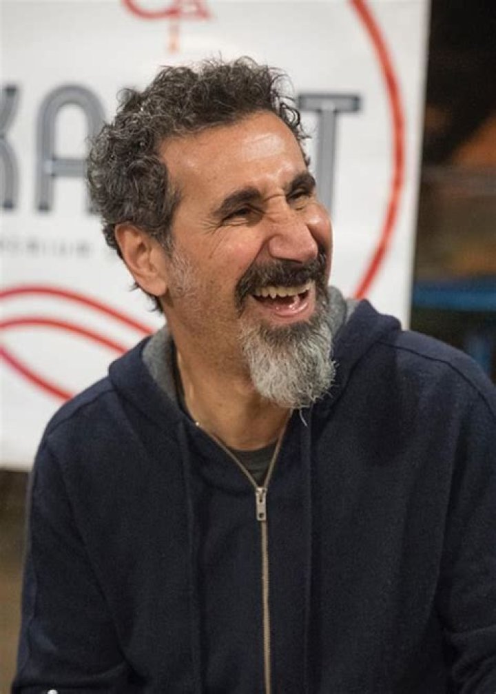 Serj Tankian height, weight, age, body stats