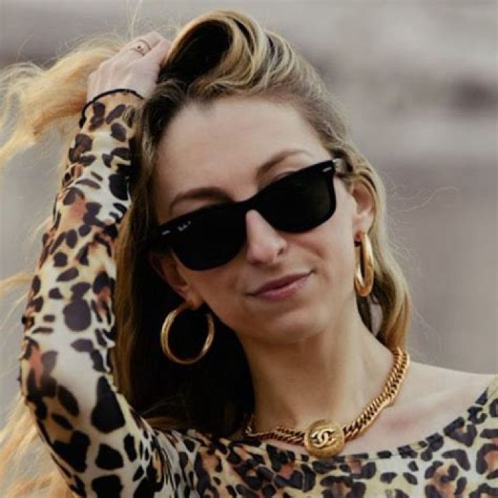 Shelby Comroe - InStyle