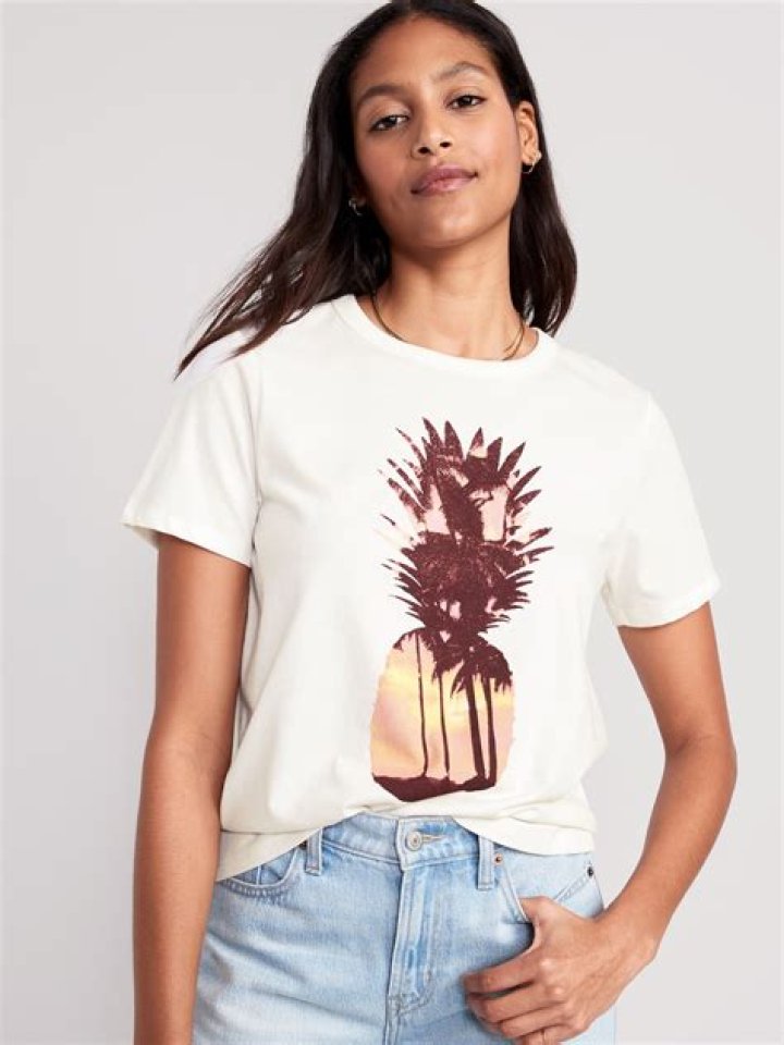 Shop Issa Rae's Best Graphic Tees on Insecure
