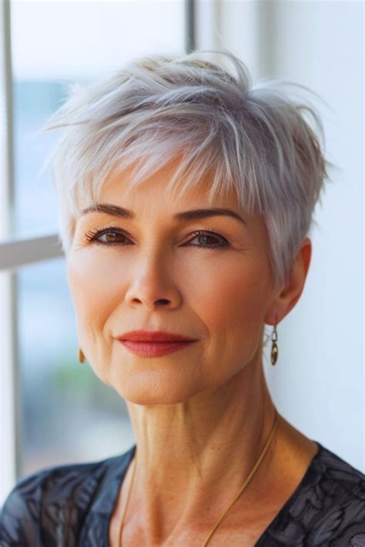 Short Hairstyles for Fine Thin Hair Over 60