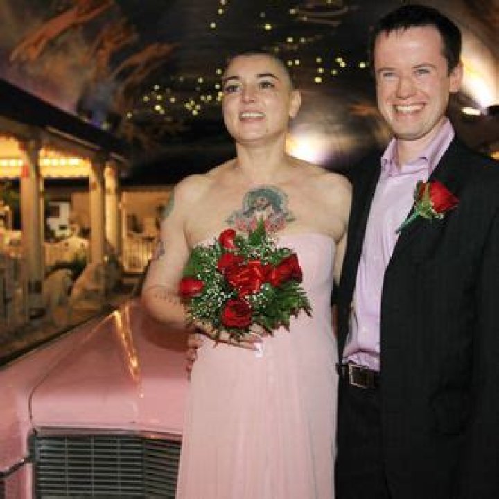 Sinead O’Connor Blames Marriage Dissolution on Accidental Crack Purchase
