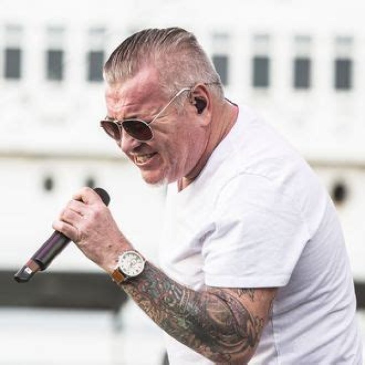 Smash Mouth Receives Hate Mail After Crowded Pandemic Concert
