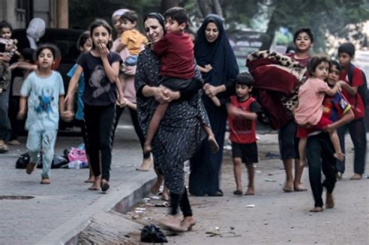 Spain evacuates 400 people from Israel, as one citizen killed