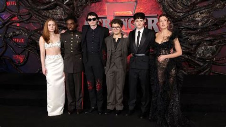 Stranger Things Season Premiere Recap: Mall Madness