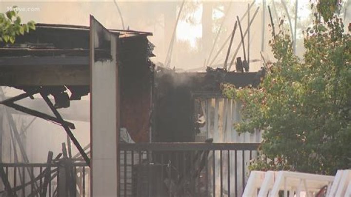 Summit Apartments fire Oakley Road Union City Georgia