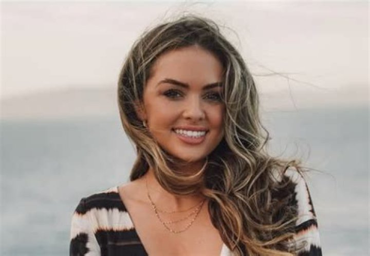 Susie Evans Age, Height, Family, Net Worth, Career, Fans