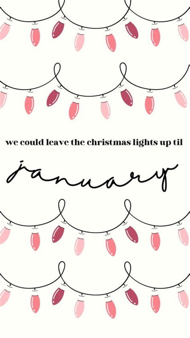 Taylor Swift Almost Kept the Christmas Lights Up Till April on ‘Lover’