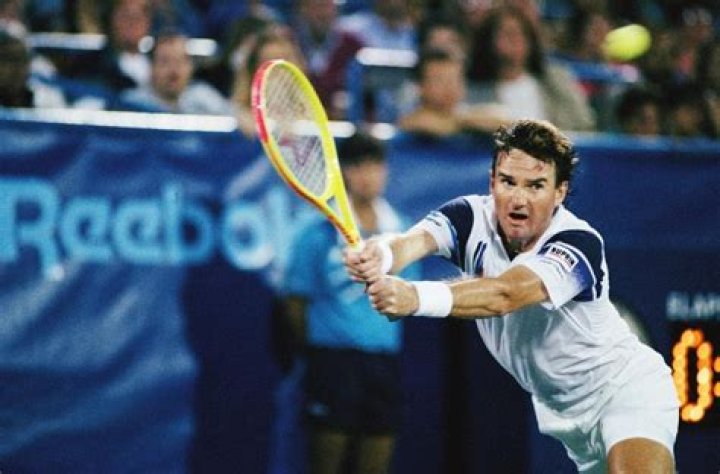 Tennis great Connors arrested and released