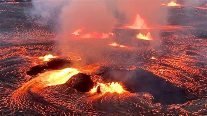 Terrifying Destruction Unleashed by Hawaii's 2023 Volcano Eruption Goes Viral in Shocking Video
