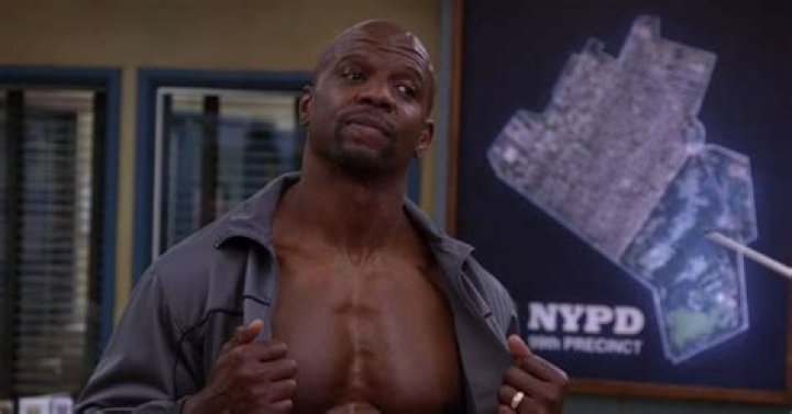 Terry Crews’s Amazing Pectorals Perform ‘Jingle Bells’ As Your Early Christmas Present