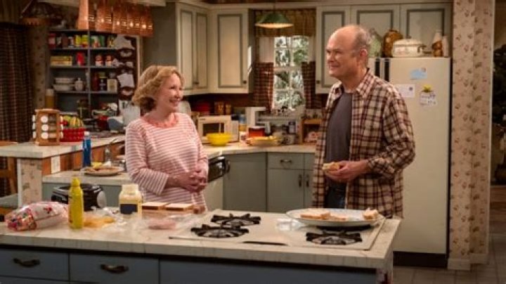 	‘That ’90s Show’ Updates a Familiar Formula, With Mixed Results: TV Review	