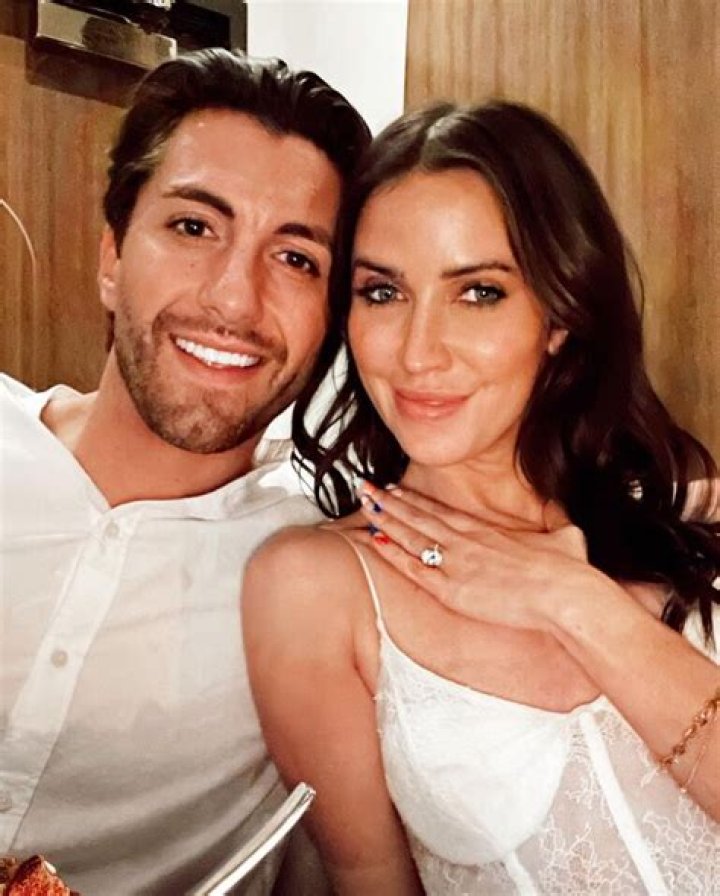 The Bachelorette’s Kaitlyn Bristowe and Jason Tartick Are Engaged