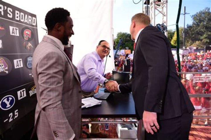 The Bear in His Element: How Chris Fallica became a College GameDay staple
