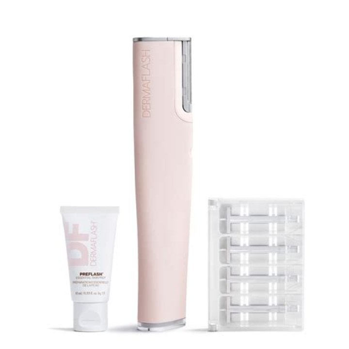 The Dermaflash Luxe Dermaplaning Tool Is on Sale for 25% Off