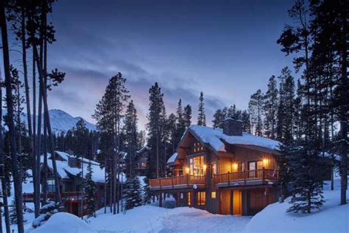 The glamorous US ski resorts the hoi polloi don’t know about
