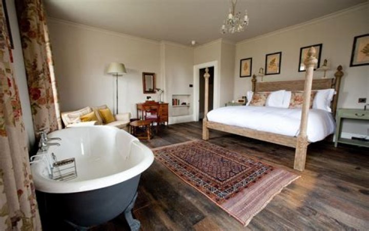 The Pig near Bath Hotel Review, Somerset
