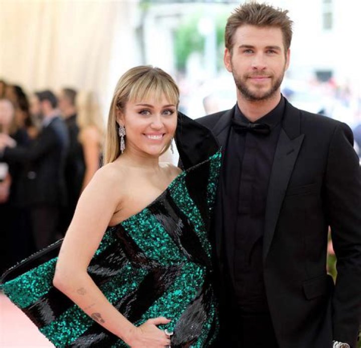 This Is the Moment Miley Cyrus Realized Her Marriage to Liam Hemsworth Was ‘No Longer Going to Work’