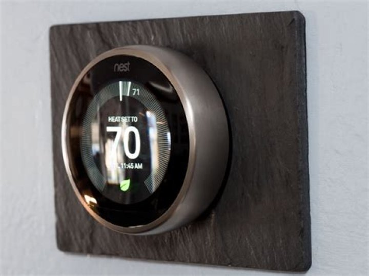 This slate back is the trim the Nest Thermostat actually deserves