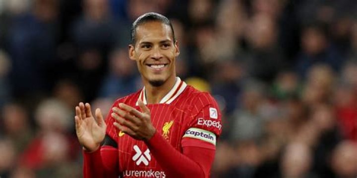 Top 10 strongest footballers in the world 2022