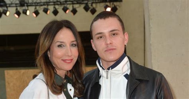 Tout sur Arón Piper : l'acteur d'Elite, est-il en couple ?