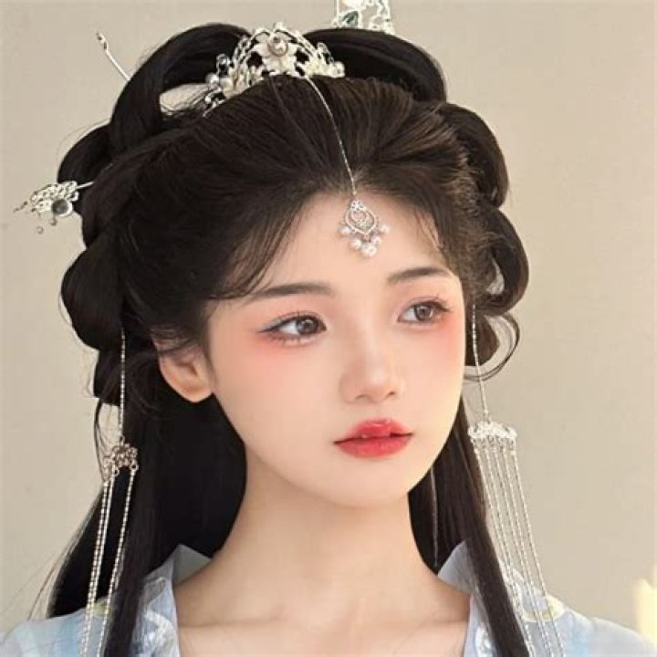 Traditional Chinese Hairstyles | Exploring the Elegance 