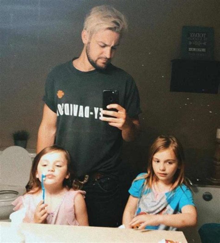 Tyler Hynes Children: A Deep Dive Into His Family Life