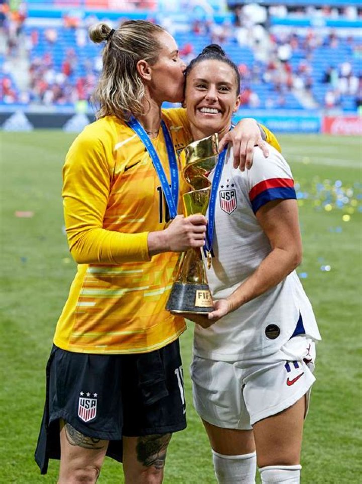 U.S. Women's National Soccer Team Stars Ashlyn Harris and Ali Krieger are Bumble and bumble's New Celebrity Ambassadors