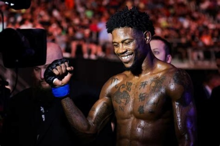 UFC Austin Bonuses: Fighter Salaries & Incentive Pay Revealed