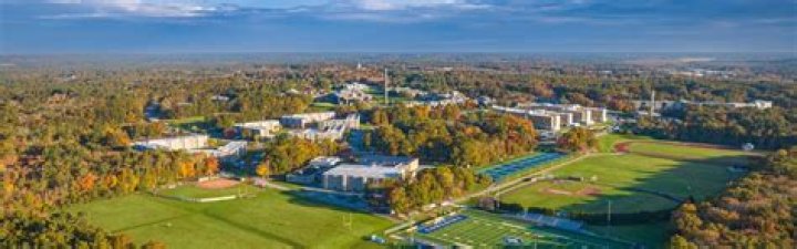 University of Massachusetts - Dartmouth Women's Volleyball Program Information